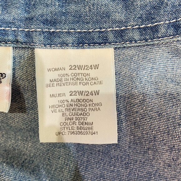 Vintage Brooks Woman Denim Embroidered Christmas Shirt Sz 22W/24W - Picture 8 of 9